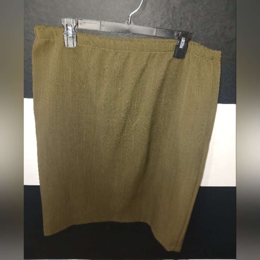 City Studio Women green olive matching set - Picture 15 of 16